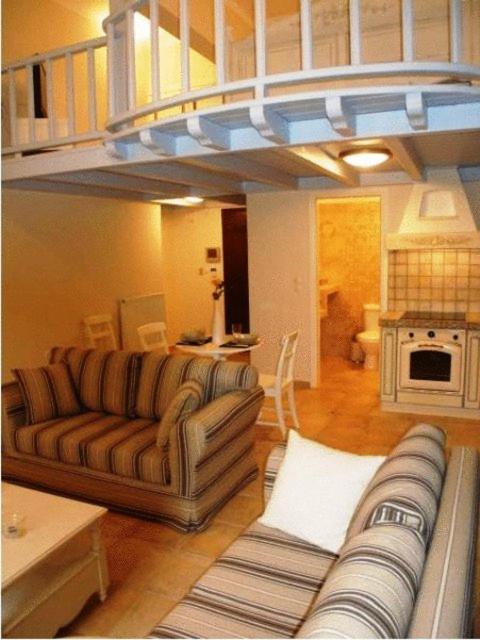 Giogarakis Suites 엘레오나스 객실 사진