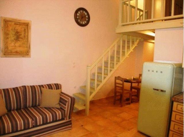 Giogarakis Suites 엘레오나스 객실 사진