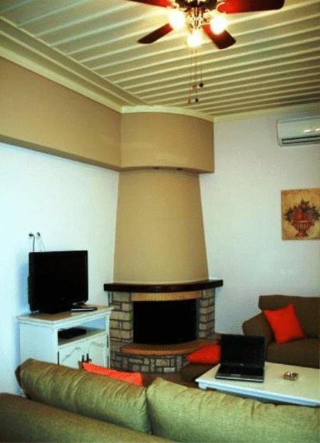 Giogarakis Suites 엘레오나스 객실 사진